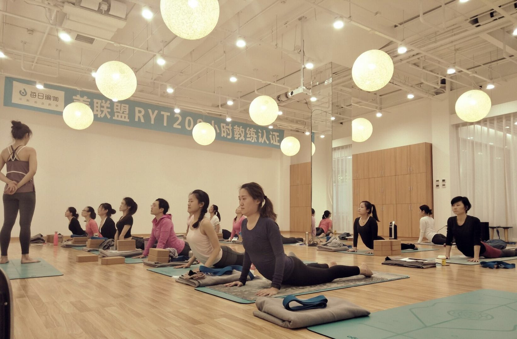 会馆介绍_晴瑜伽园_广州白云区瑜伽馆,提供瑜伽培训、有氧运动课程