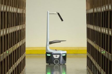 亚马逊大搞机器人军备竞赛，与DHL一起推进仓储自动化 | 全球聚焦