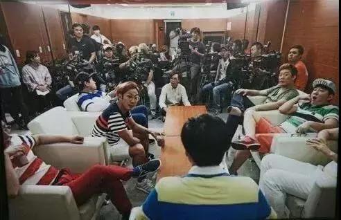 《极限挑战》《奔跑吧兄弟》的鼻祖，12年后停播了