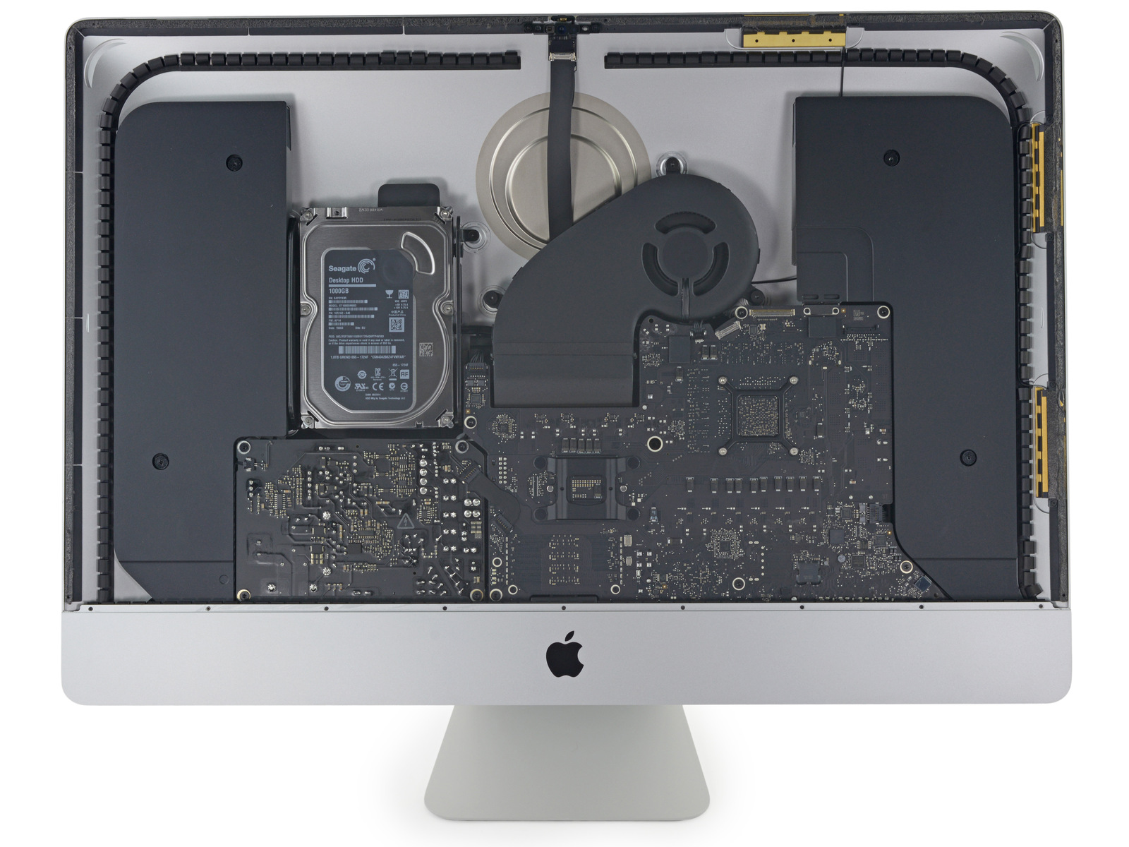 把 3 万块钱的苹果电脑拆了，才知道 iMac Pro 到底强在哪里？