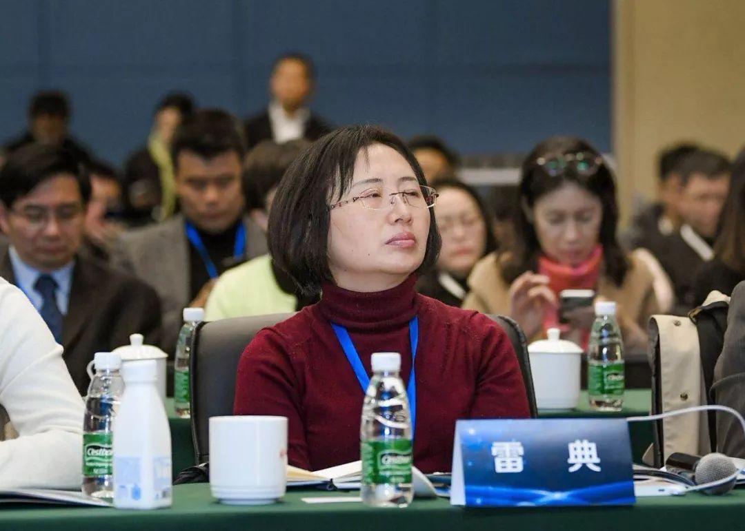 “南京海外校友创新服务中心 2019人工智能与大健康创投峰会” 举办！