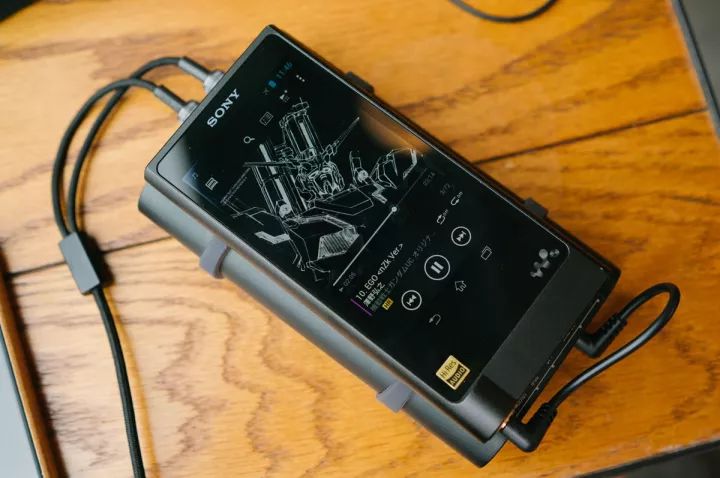 走过 38 个春秋的 WALKMAN，如何借助新入门时代完成蜕变