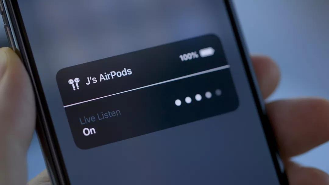 新款 AirPods，可能走上 Apple Watch 的路子