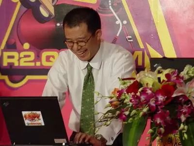 蔡崇信打球、刘炽平“从政”？马云和马化腾背后男人的对决