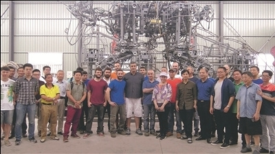南通造全球最大仿生机器人；新松首发“瘦身版”轻量化机器人|机器人日报