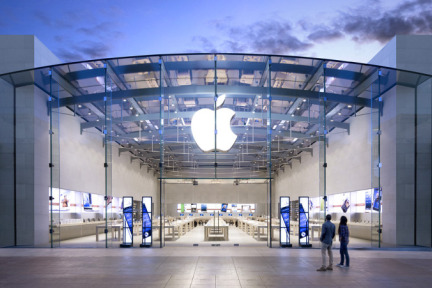 为Apple Watch让路，苹果零售店下架Jawbone UP24和Nike Fuelband