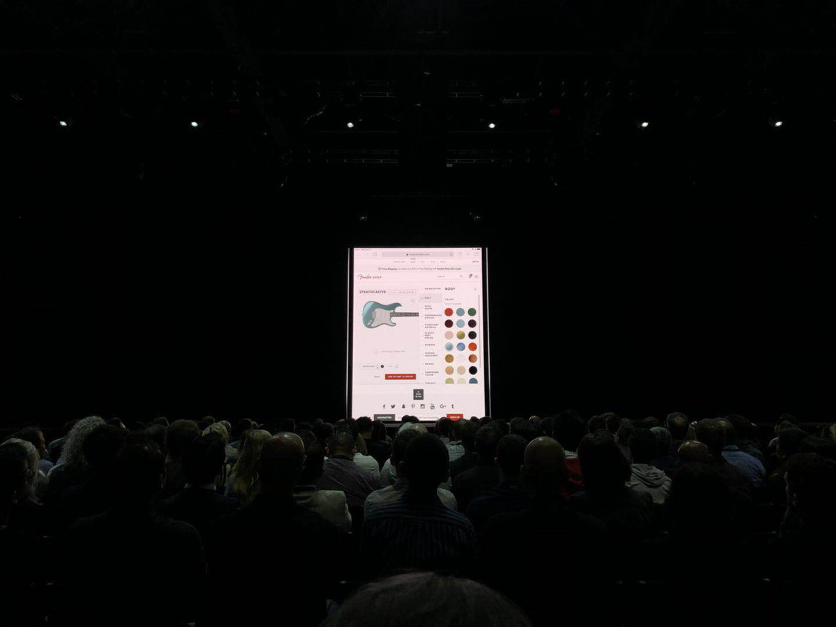 最前线｜WWDC 2018现场的“软苹果”，走上了开放和社交的路径