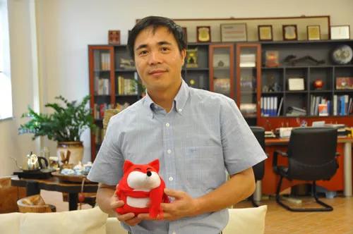 大火烧了男人们最爱的七匹狼，曾经的“夹克之王”现在还好吗？