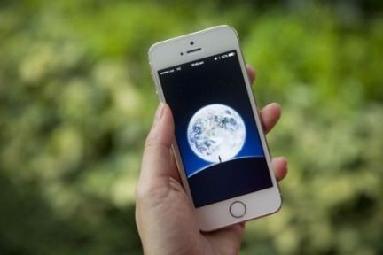 如果有一天你不得不在苹果和微信间二选一，你会站在哪一边？