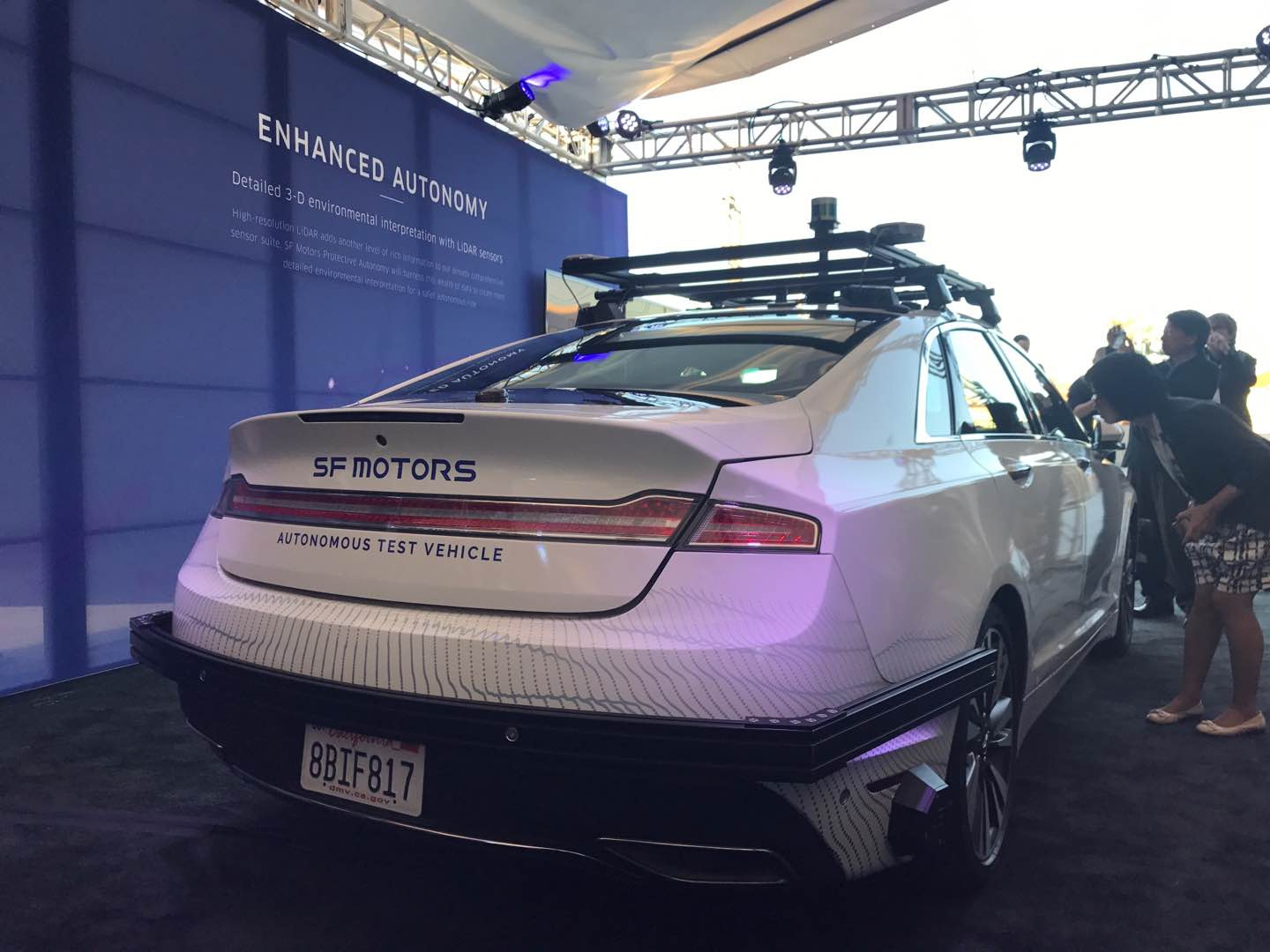 硅谷新造车公司SF MOTORS全球首发，自研四电机驱动，SF5年底开始预定