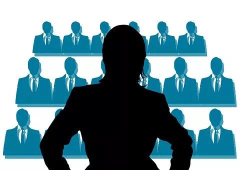 得1000个铁杆粉丝，得天下