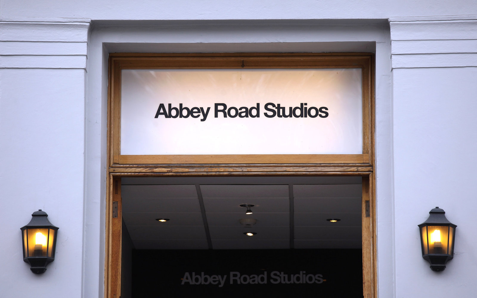 AI 音乐是盘大生意，但人类会不会因此变成算法的奴隶？