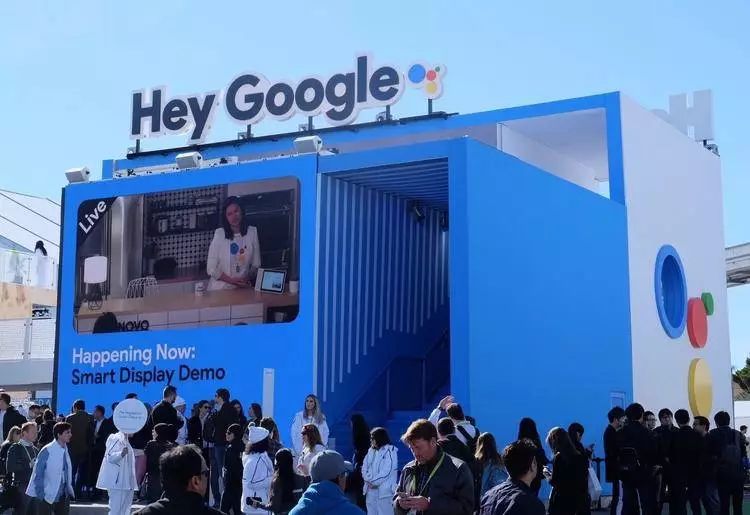 在「赌城」疯狂打广告，Google 十年来最大手笔背后到底焦虑什么？