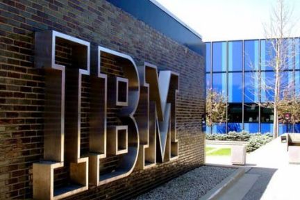 IBM 推出一站式数据分析服务 DataWorks，为企业数据嵌入“智能大脑”