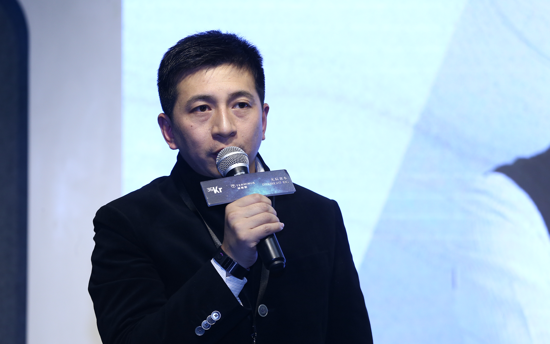 36氪副总裁李政：系统、集成的搭建缺乏，将制约AI发展 