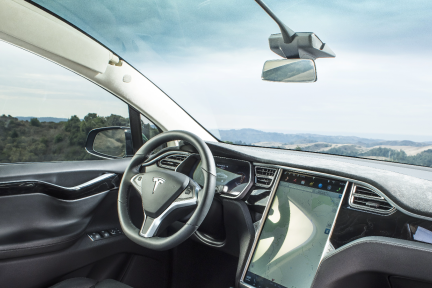 特斯拉2.0自动驾驶仪真的要来了：将配备三重摄像头系统及更多雷达