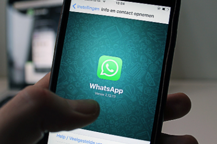如何开发一款像 WhatsApp 一样的即时聊天应用？