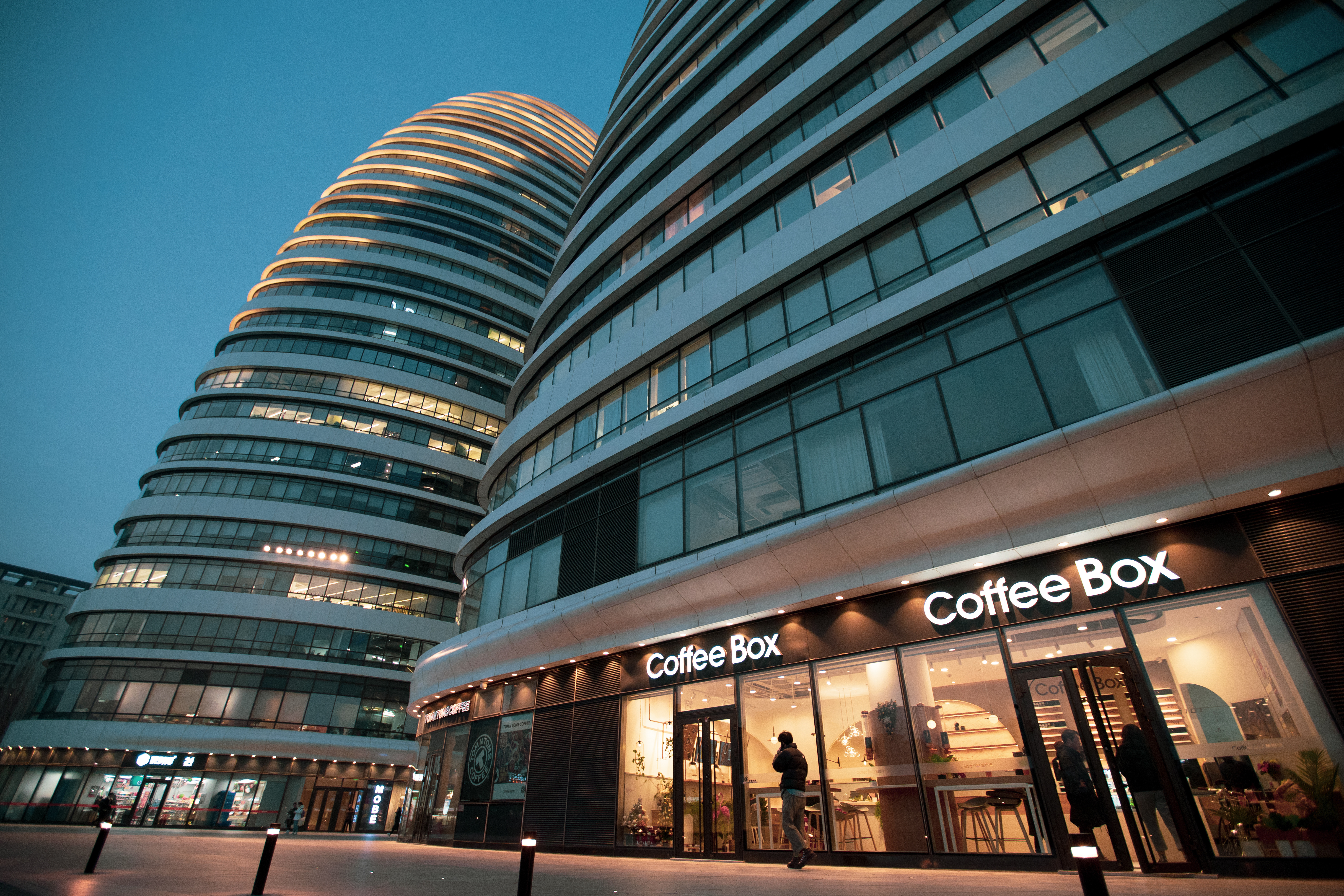 36氪独家丨连咖啡将开设超50家大型咖啡馆，加速新零售布局