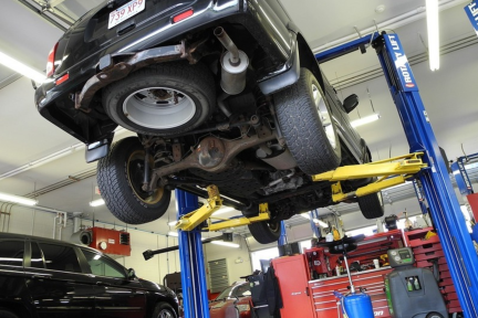 汽配B2B垂直电商如何做？“阿哈马车服”希望用“采购网”做轻运营模式