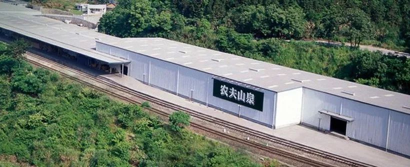 农夫山泉的勇与谋