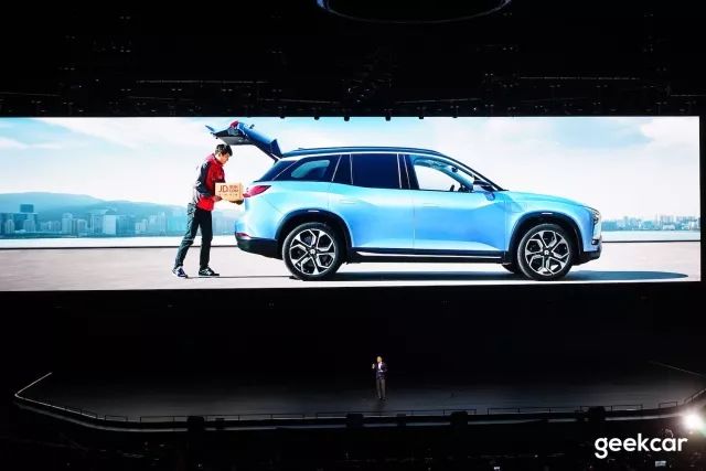 蔚来es8_蔚来ES8上市_蔚来ES8价格