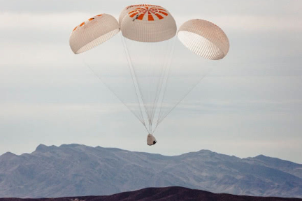 SpaceX完成降落伞测试，载人飞船距离运送宇航员更近一步