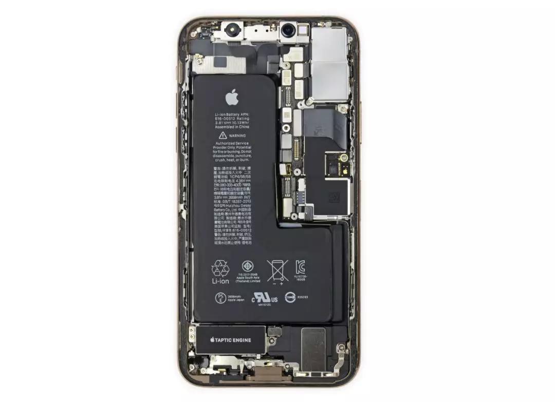 拆光 iPhone XS 后，他们发现了苹果没跟你说的秘密