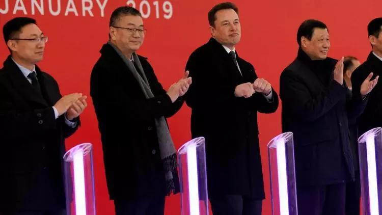 马斯克是怎么成为中国人民的老朋友的