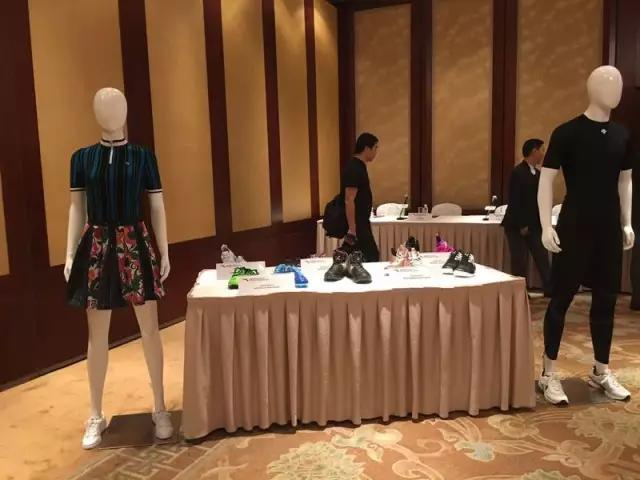 安踏半年报又大涨，这10个隐藏的市场信息才是行业干货