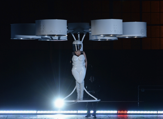 穿在Lady Gaga身上的3D打印