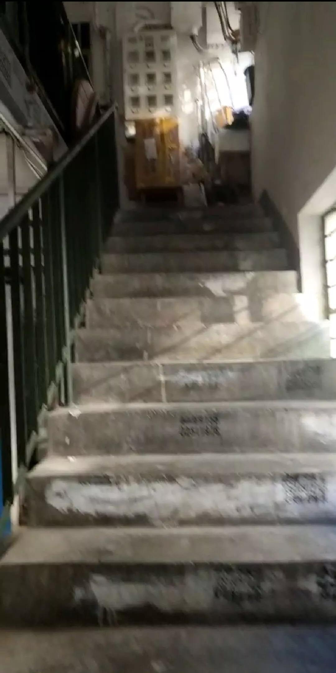 300万，撕裂出上海楼市的两个世界