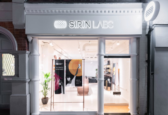 探访区块链智能手机 Sirin Labs 全球首家实体零售店