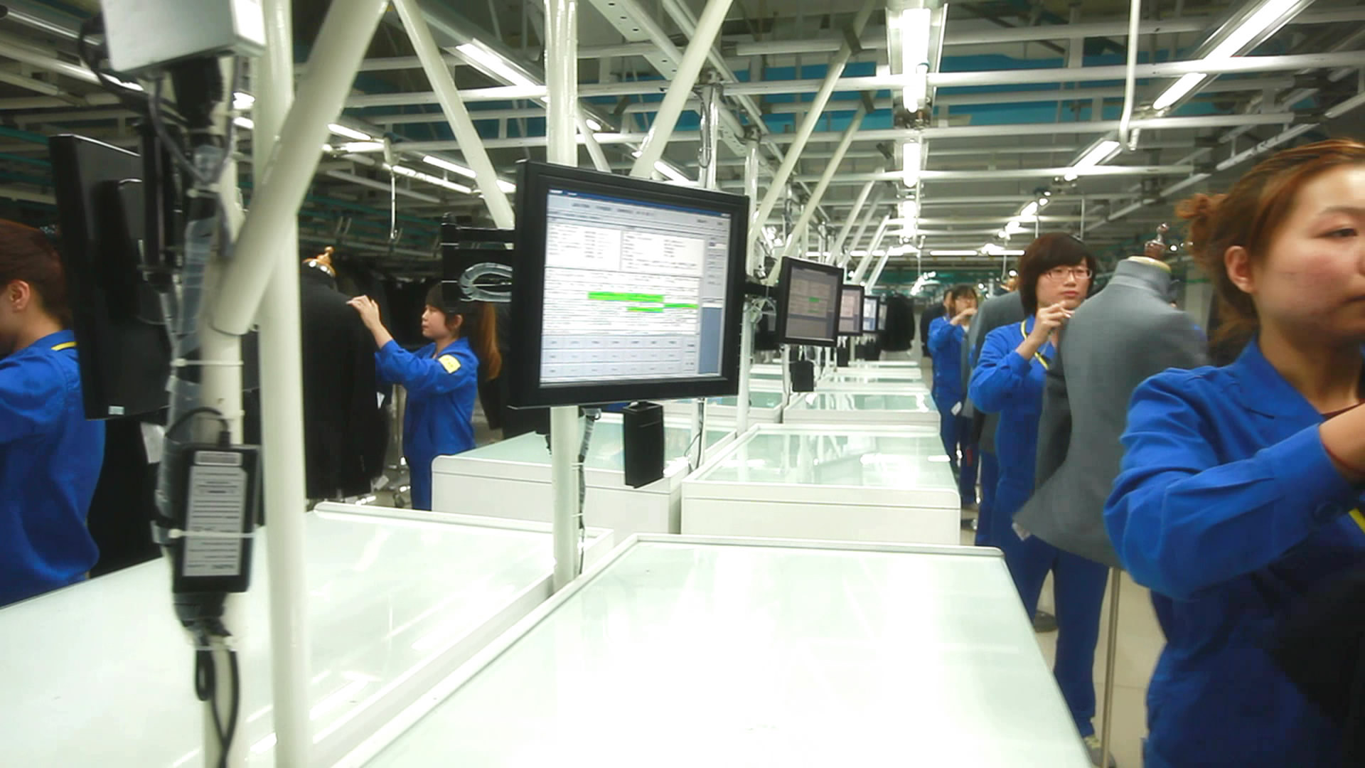 柔性生产、C2M的真实机会：不为人熟知的服装厂如何拿到复星投资，变成一桩好生意？