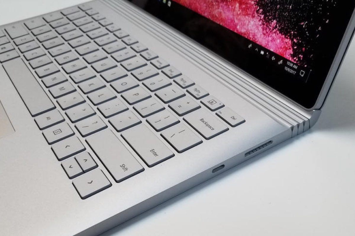 微软 Surface Book 2，正是苹果 Macbook Pro 要努力活成的样子