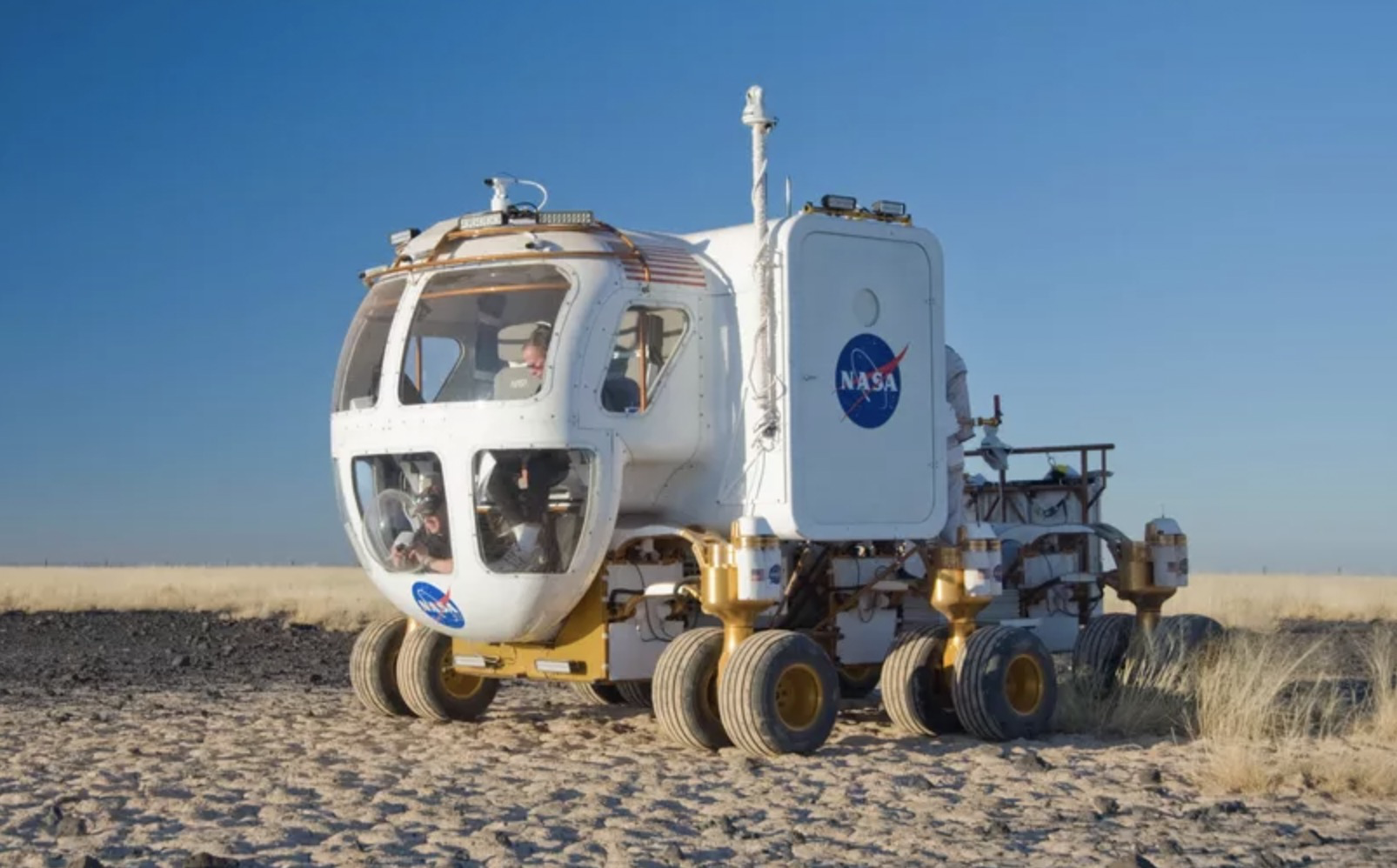 nasa蠕虫标志将重返太空参与spacex首次载人试飞