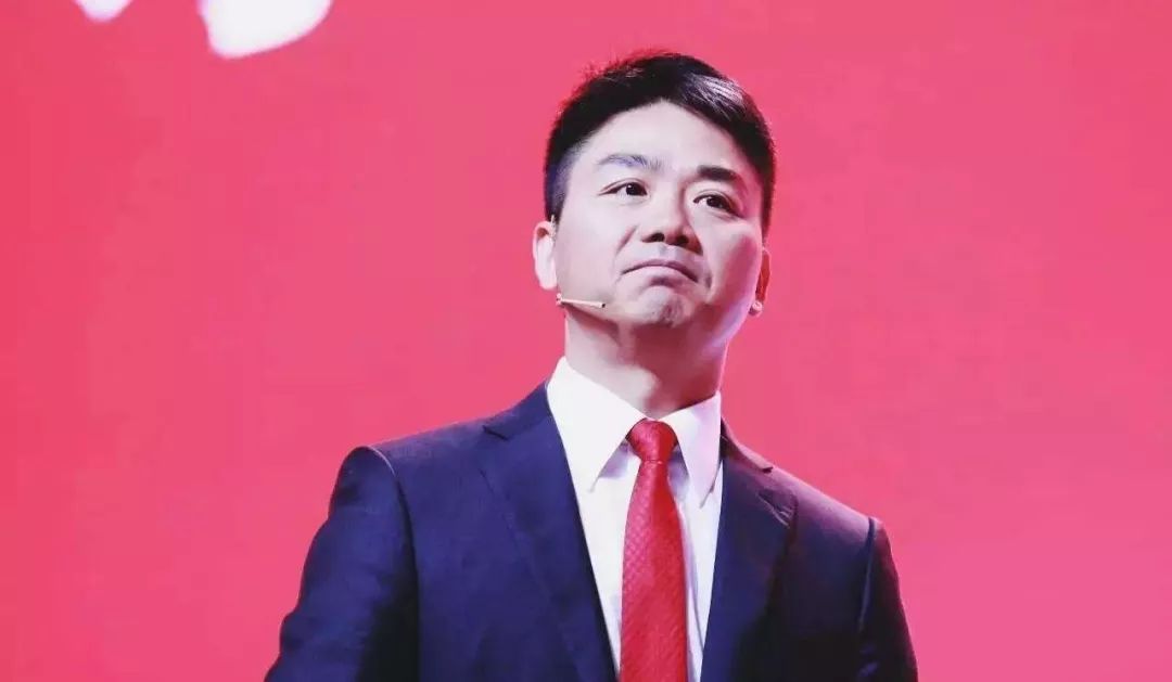 马云退休，7300天里为阿里巴巴留下1个奇迹、2大争议、4大挑战