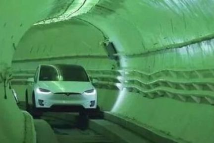 马斯克的“嘴炮”：要在中国挖隧道，通车时速250公里