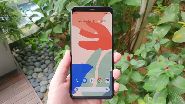 下周的 Google 发布会再次泄个底朝天，Pixel 手机和笔记本还是重头