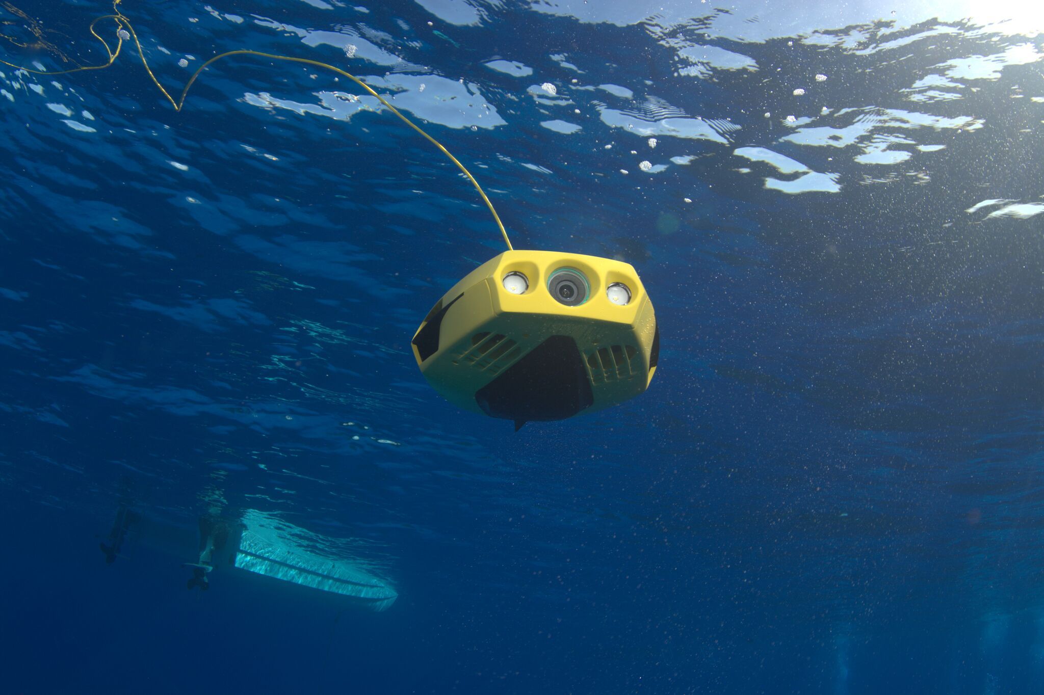潜行创新2019新品发布会举行 全球最小潜拍无人机潜行多睿亮相
