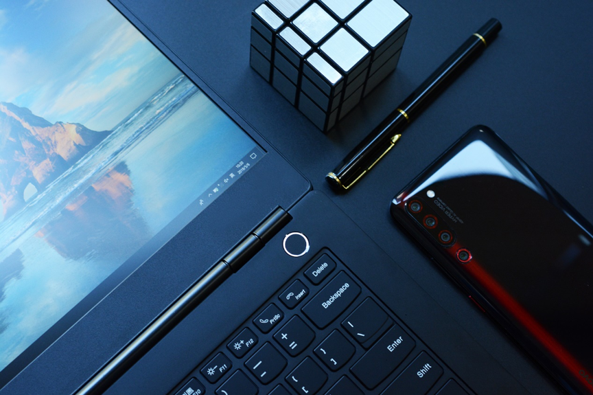 ​轻薄有质，随心而变！ 联想昭阳K4精美图赏