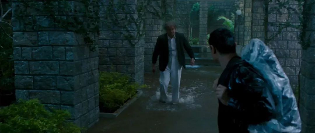 用电影《三傻》，小小感受一下印度与中国的城市差别