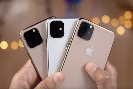新 iPhone 终极预告：新的名字，新的开始？