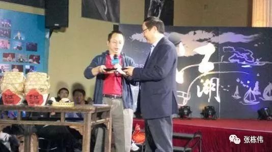 干一行，灭一行：罗永浩和贾跃亭谁更强？