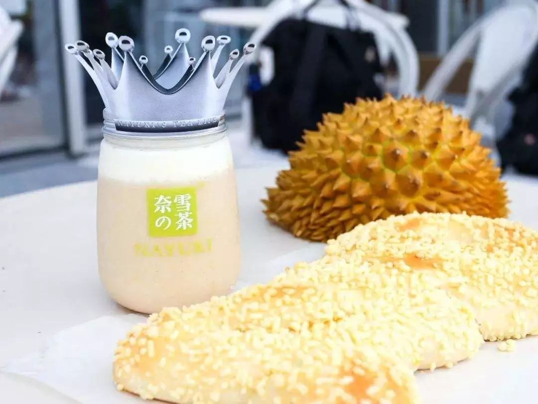喜茶、奈雪の茶为什么终有一撕？