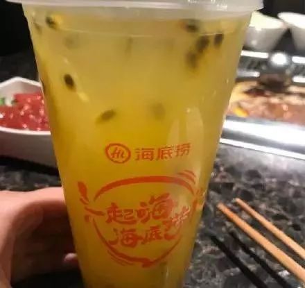瑞幸咖啡称2021 年底建成万家门店；海底捞也推自有茶饮品牌；晨光文具要卖化妆品 | 一周消费新闻Vol.38