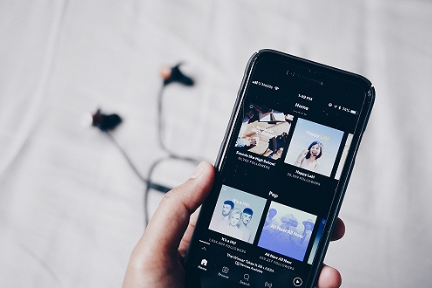 Spotify在播客上越做越好，但其面临的竞争正不断加剧
