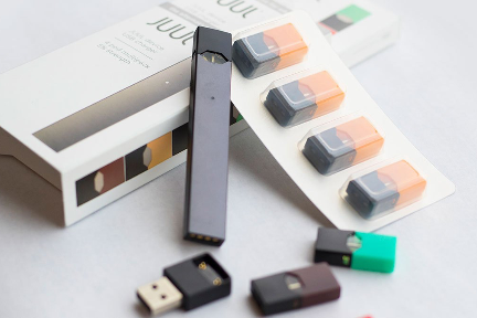 Juul遭下架背后：激进者与守望者的博弈游戏开局