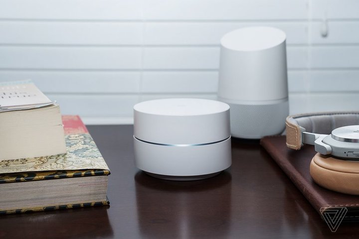 下周的 Google 发布会再次泄个底朝天，Pixel 手机和笔记本还是重头