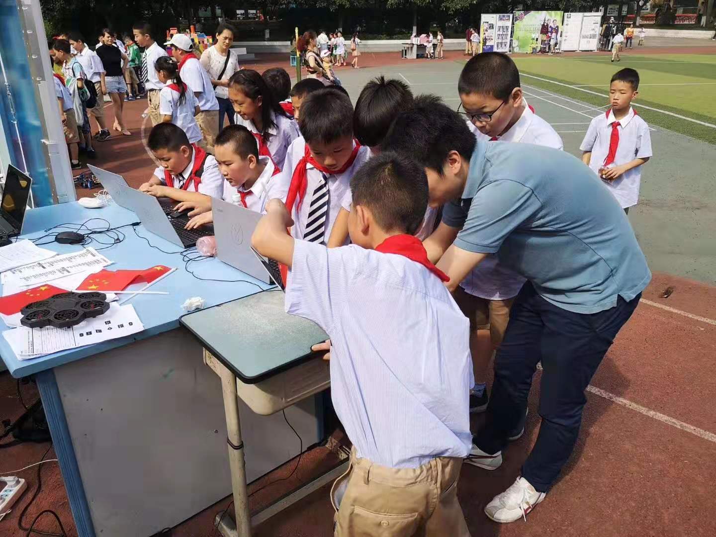 少儿编程发展再提速 「桃李学院」以“一体化”课程方案为线下B端赋能