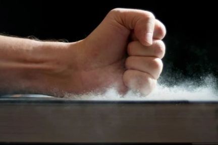 共享充电宝，偷偷涨价了